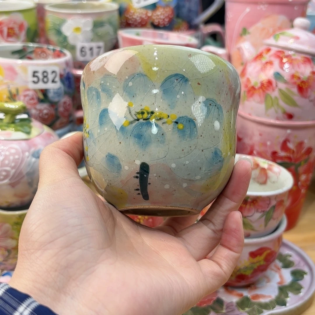 瓷片兔兔盖茨。兔兔好