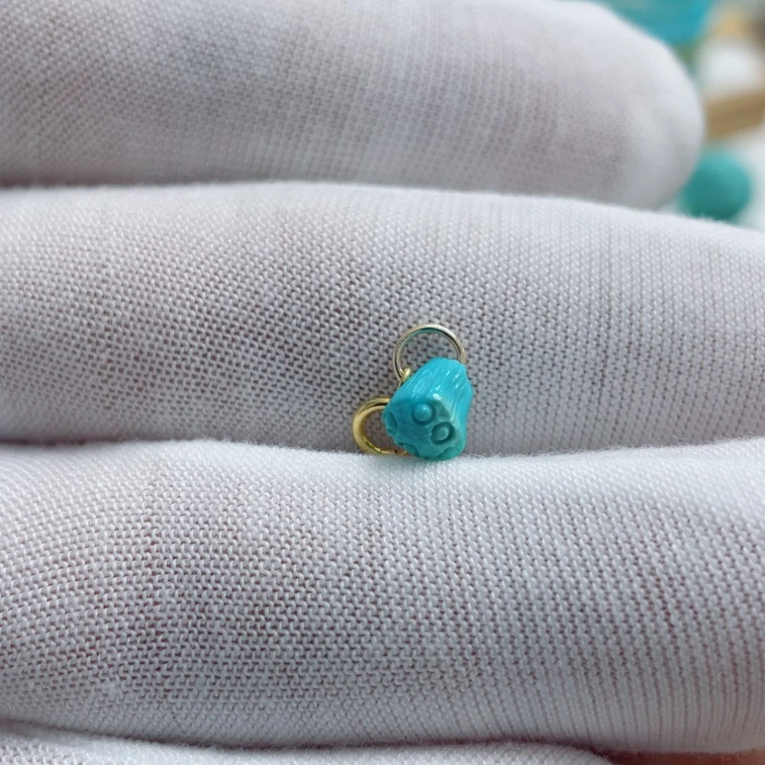 绿松石未镶嵌珠宝奇石