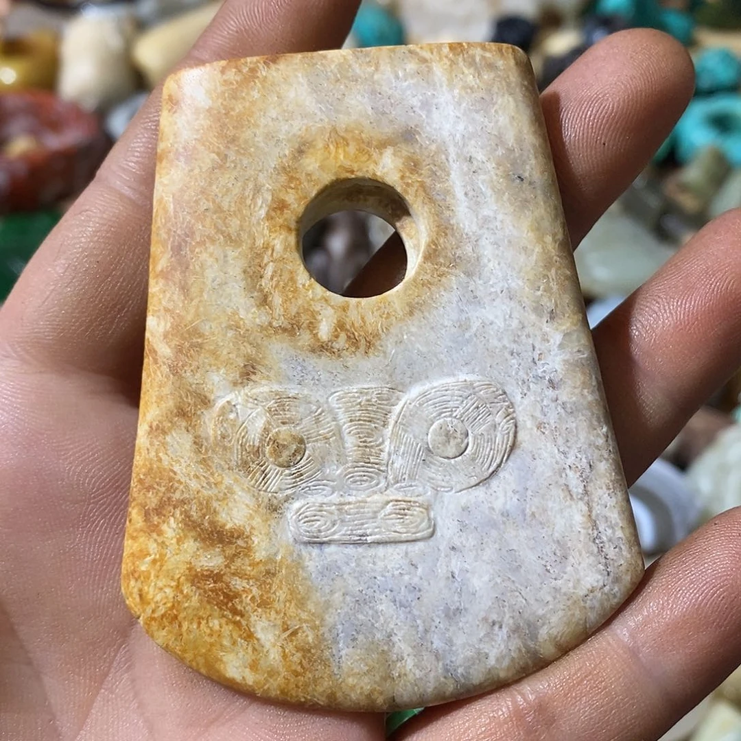 和田玉（糖玉）未镶嵌挂件