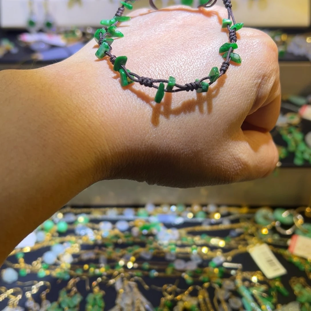 颈饰未镶嵌翡翠支持复检，缅料