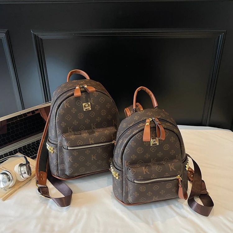 新款大容量时尚双肩包学生女韩版百搭休闲女包印花拼色轻奢女士包