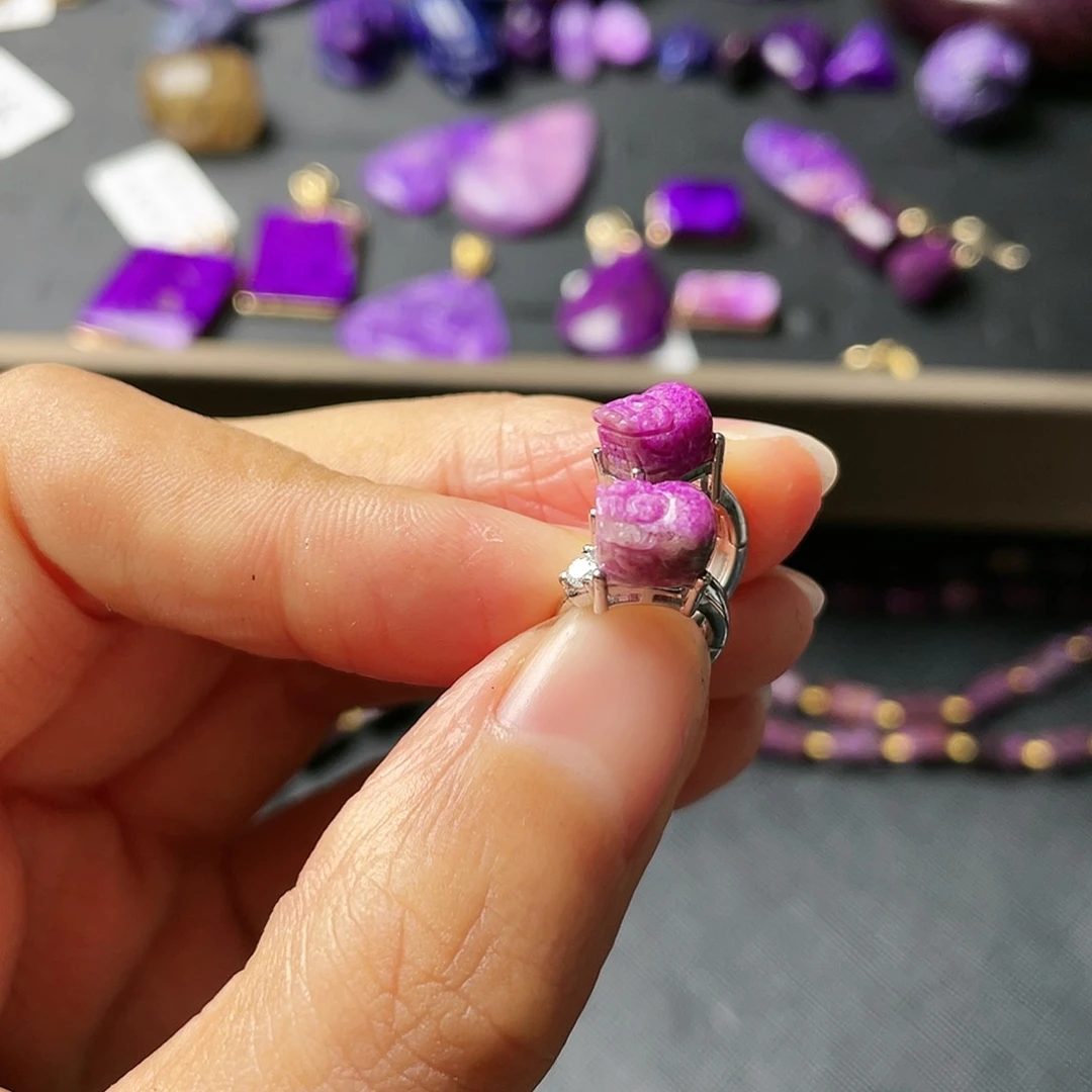 苏纪石（舒俱来）耳扣银S925镶嵌