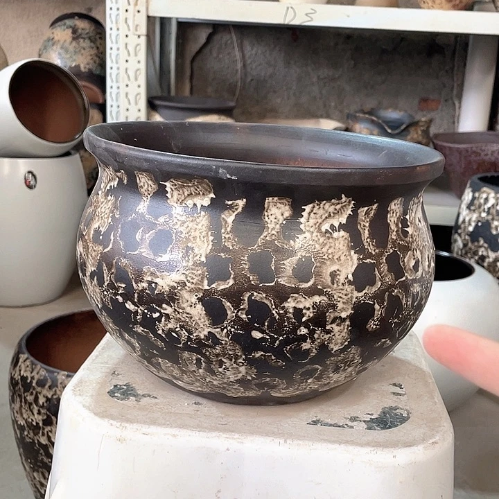 紫砂花盆正品口25高18。z z z