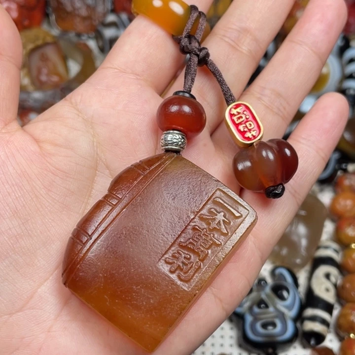 未镶嵌颈饰玛瑙/玉髓