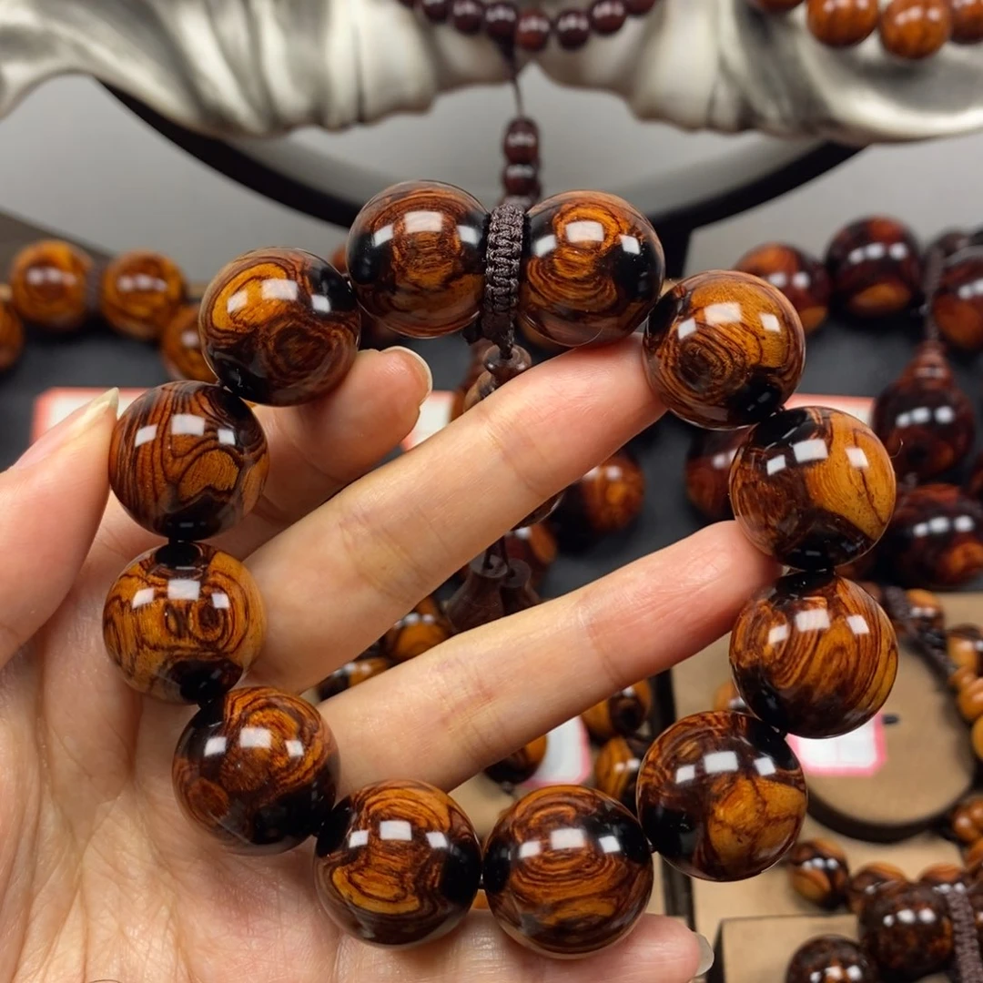 【闪购商品】黄花梨/降香黄檀2.0高货黄金底对眼鬼脸