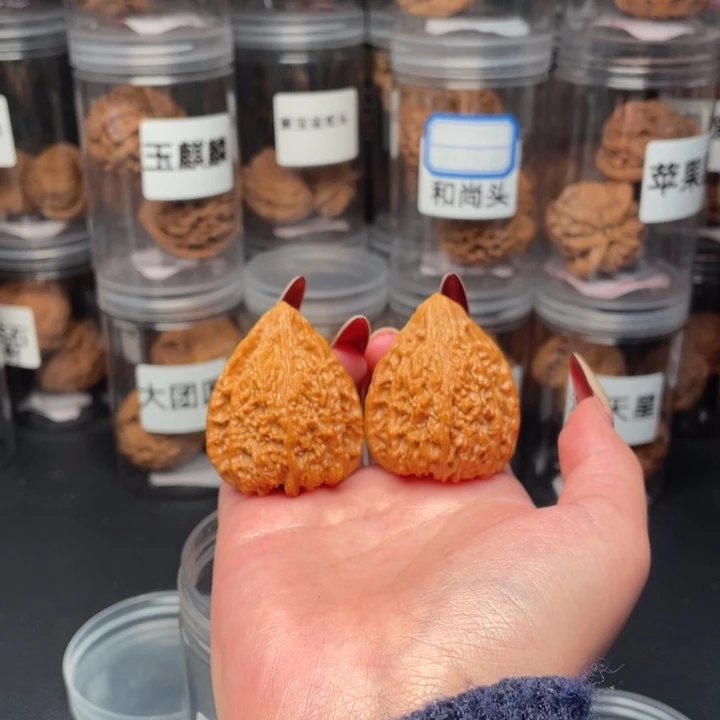 @***发手串/手链核桃塔尖37