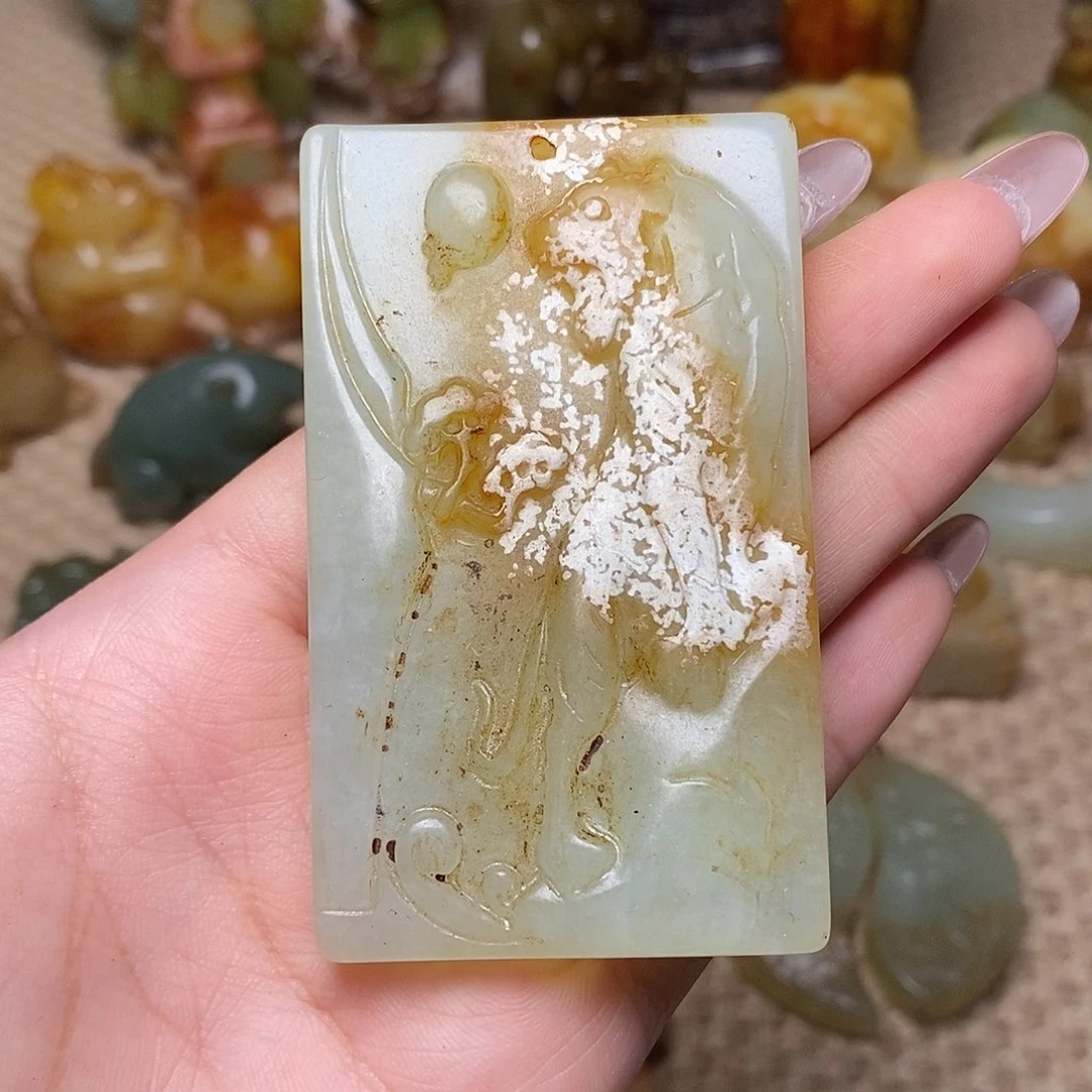 未镶嵌蛇纹石玉颈饰