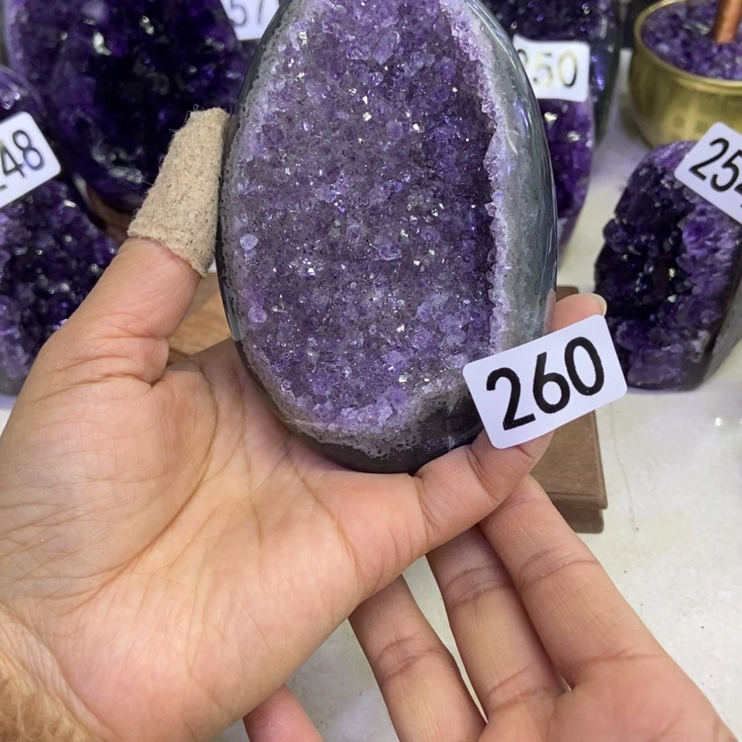 紫晶大型摆件（非配饰）未镶嵌