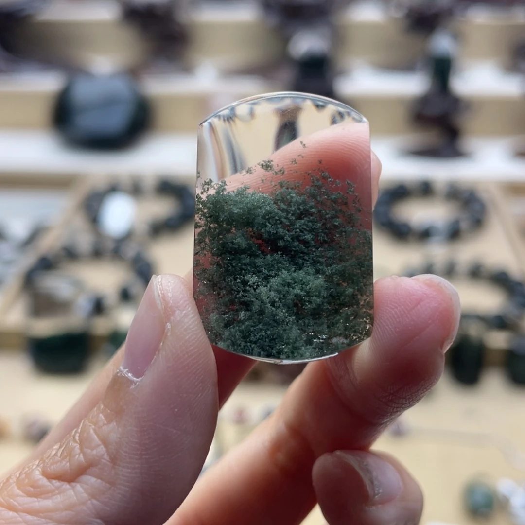 水晶未镶嵌颈饰绿幽灵吊坠