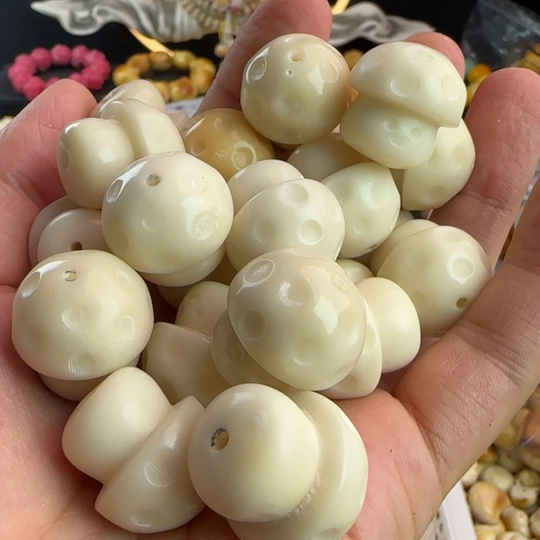 菩提根/象牙果吊坠瑕疵白色蘑菇5颗