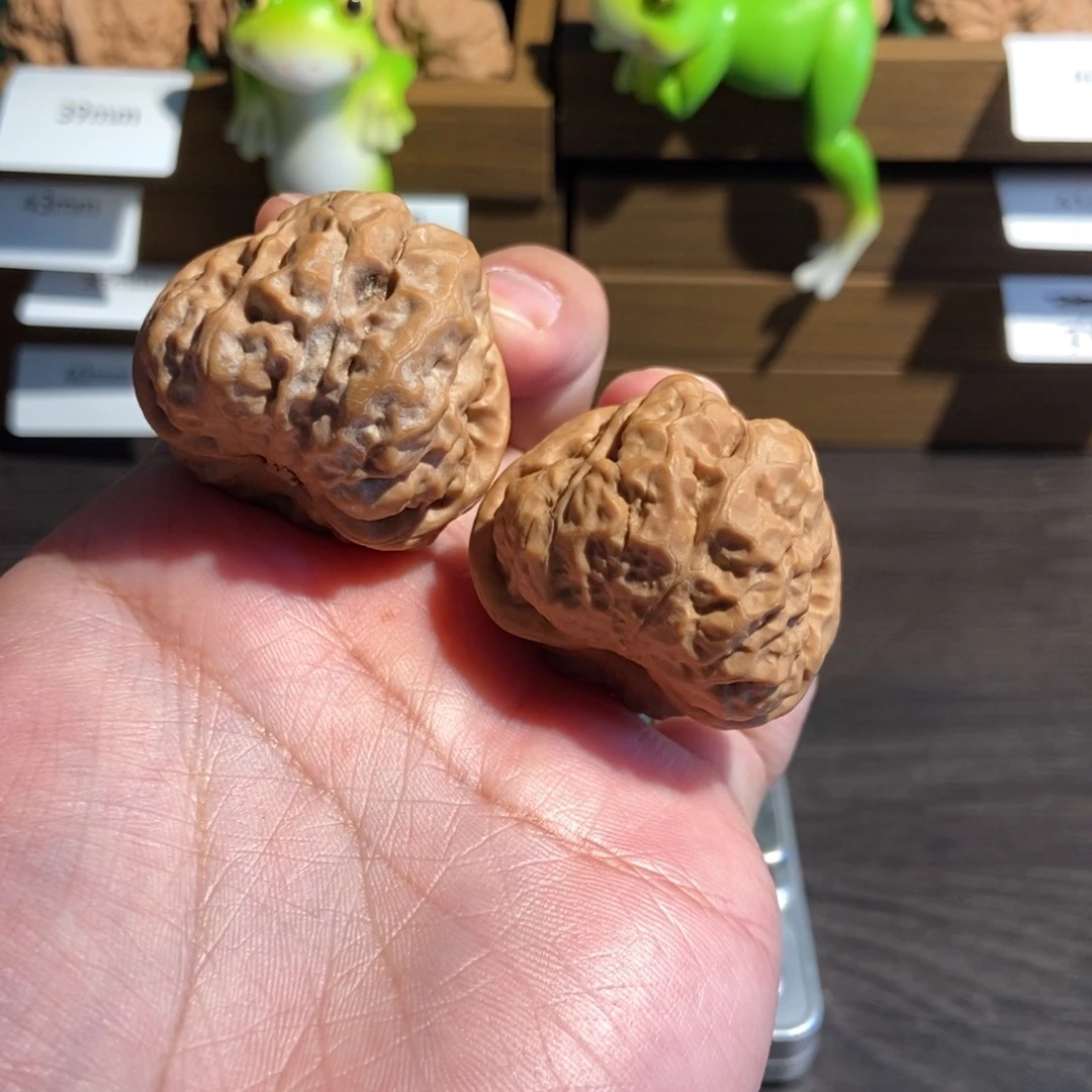 文玩核桃吊坠蛤蟆38全品