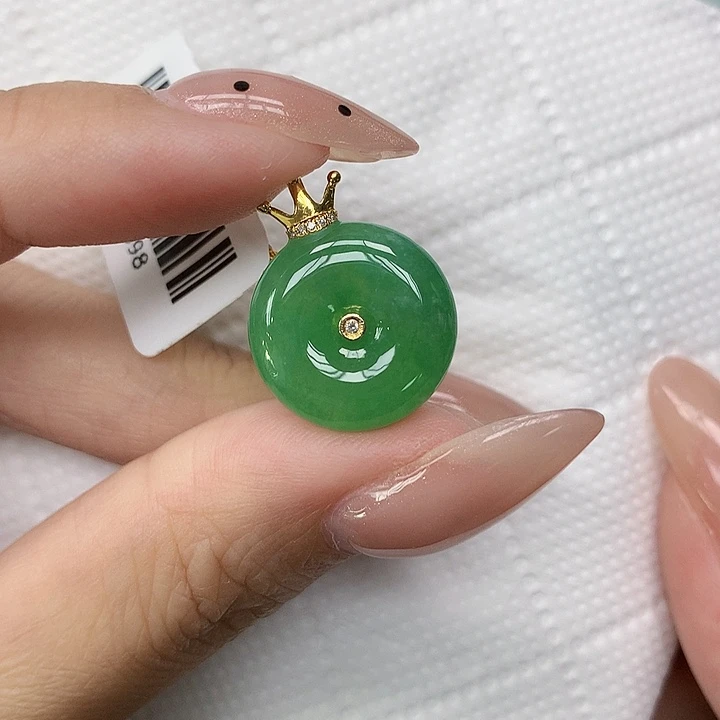 颈饰18K金镶嵌翡翠