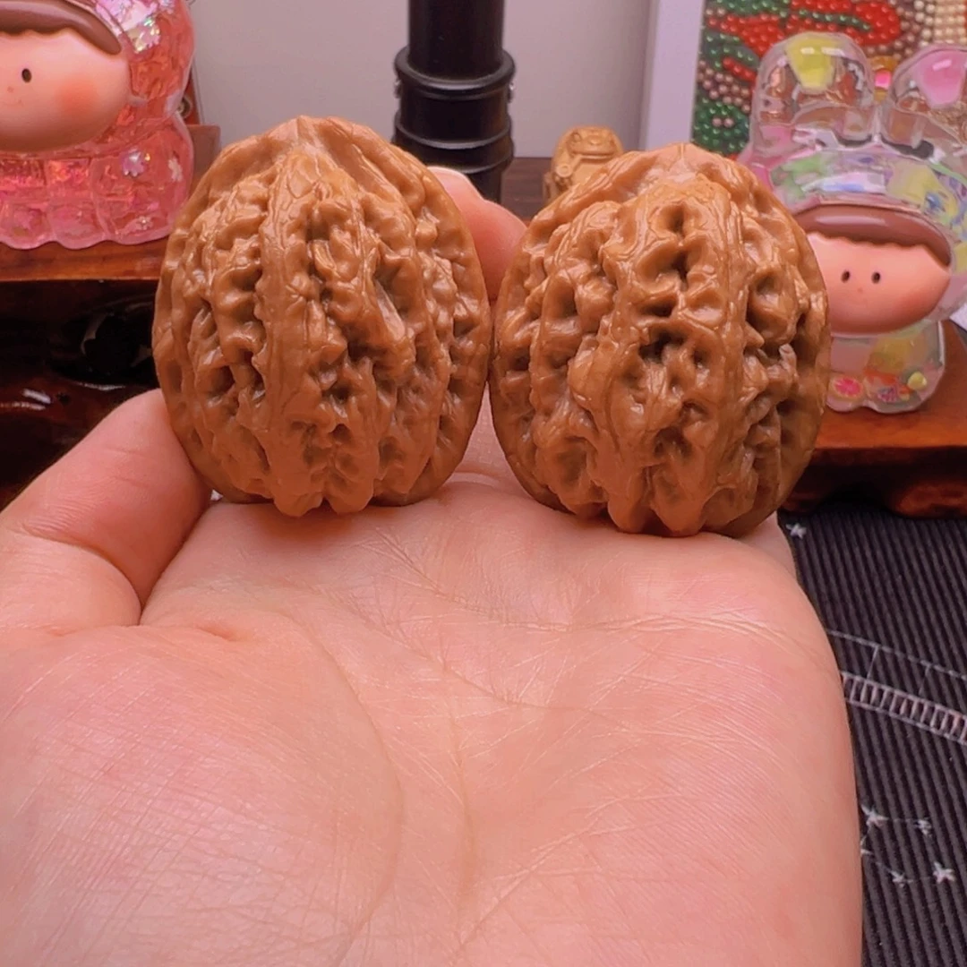 中***竿文玩核桃把件红锦鲤