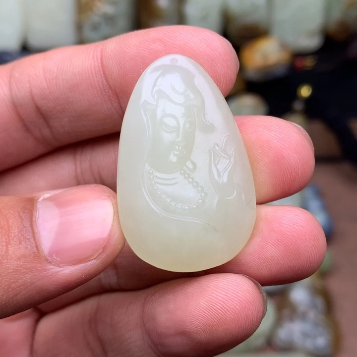 和田玉（糖玉）未镶嵌颈饰