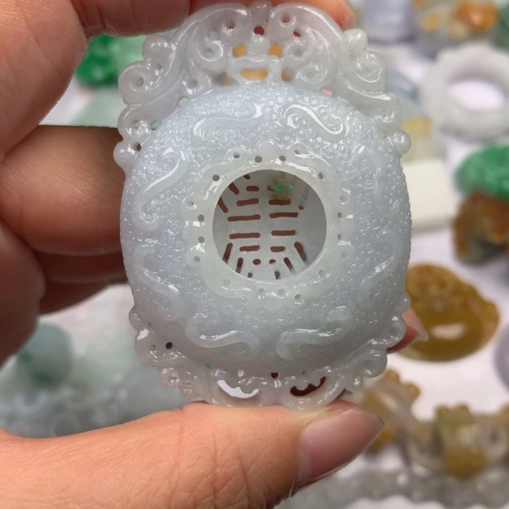 定制翡翠未镶嵌翡翠