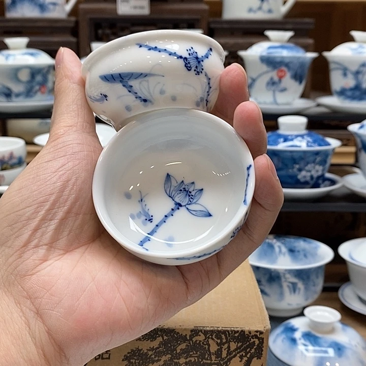 手绘2个装荷花鼓形杯60cc釉下彩微瑕福利款