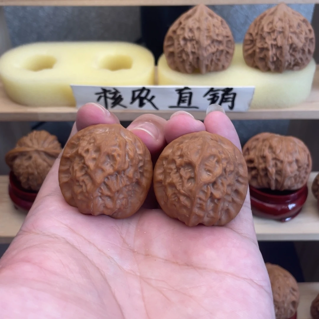 吊坠文玩核桃瓷娃娃35