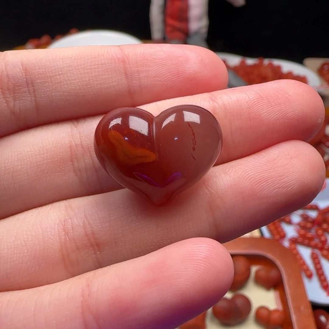 未镶嵌南红玛瑙挂件50克价