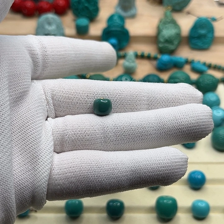 绿松石绿松石未镶嵌