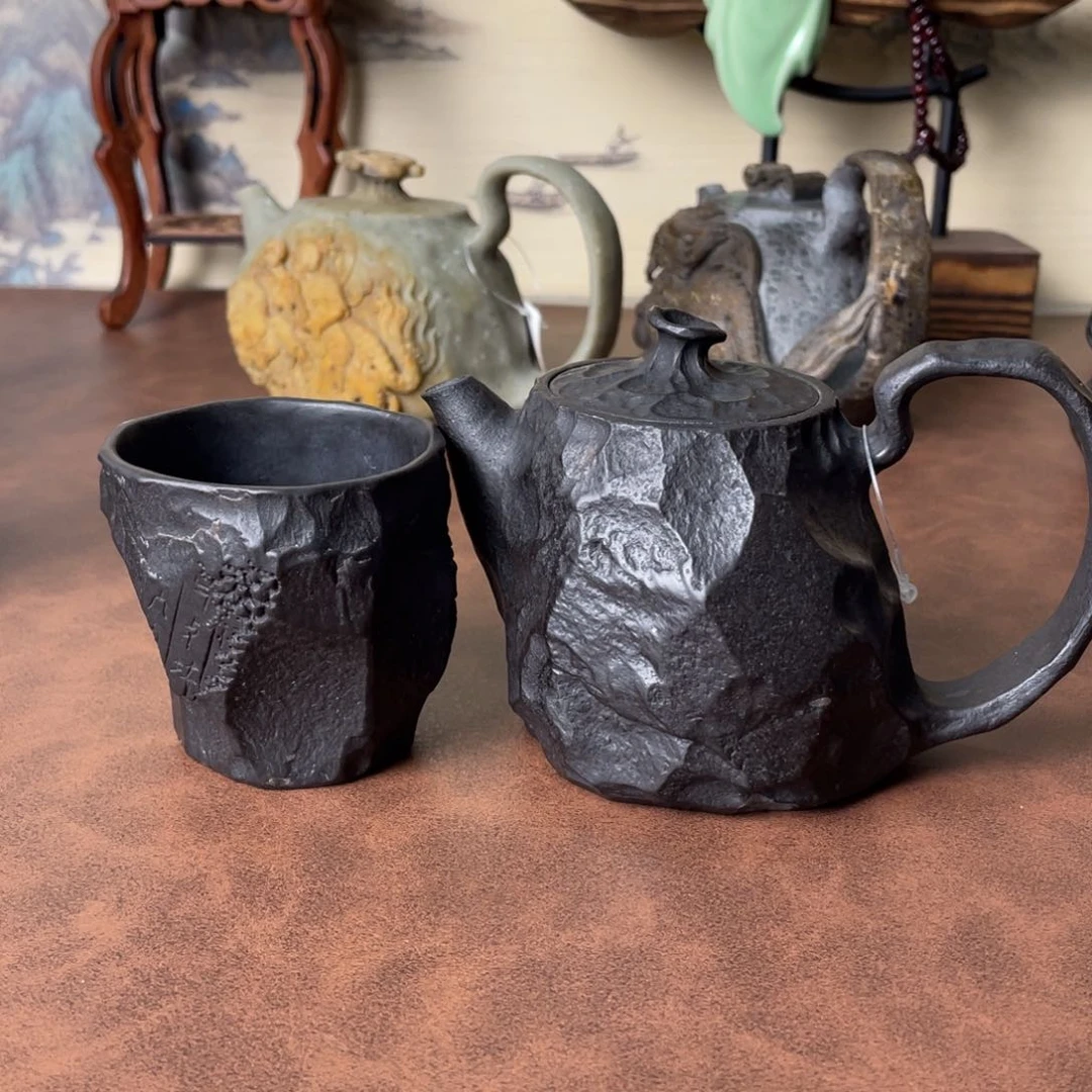 冰碛岩手凿壶一壶一杯