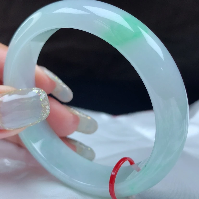 【闪购商品】未镶嵌手镯翡翠怡*89135，