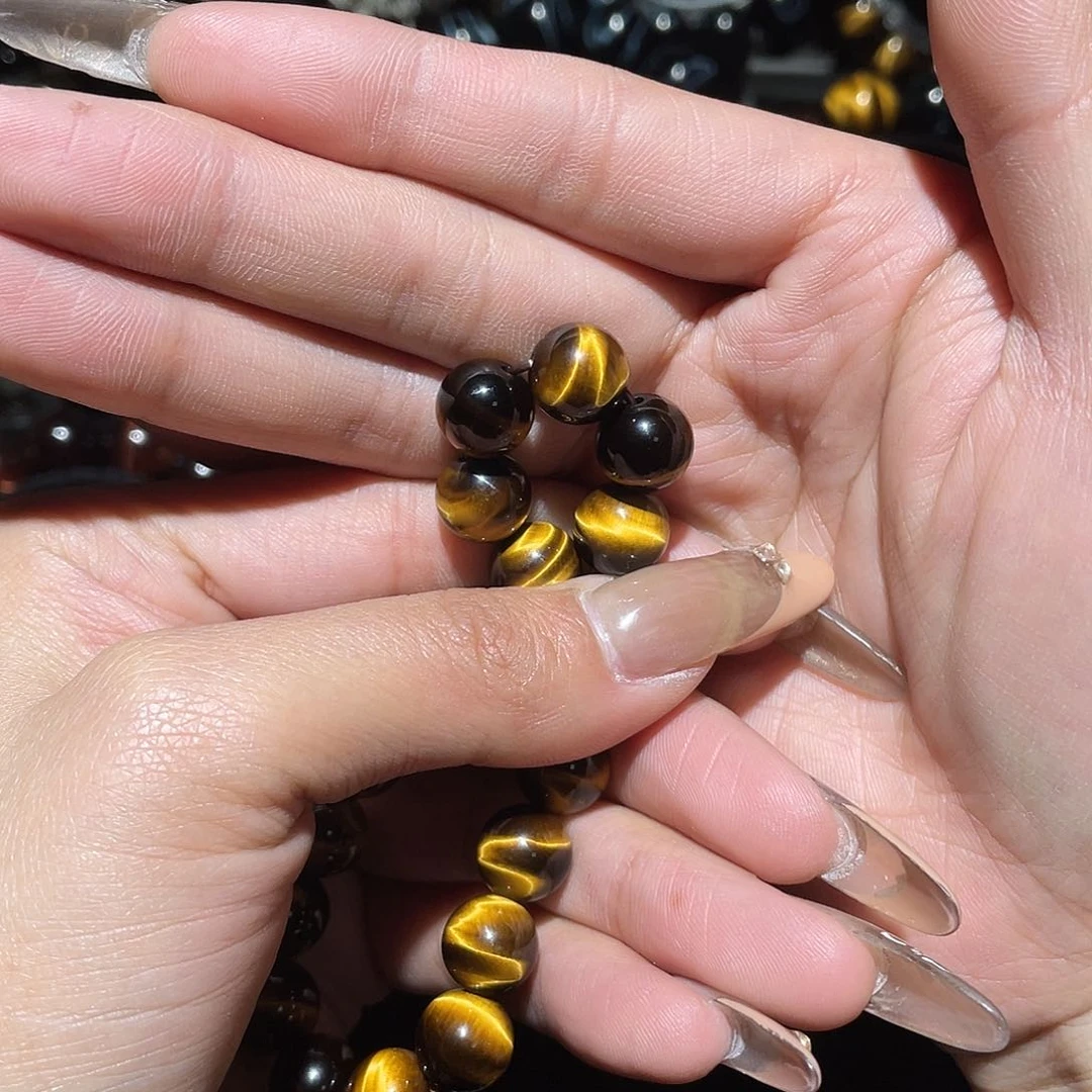 木变石手链未镶嵌小**?