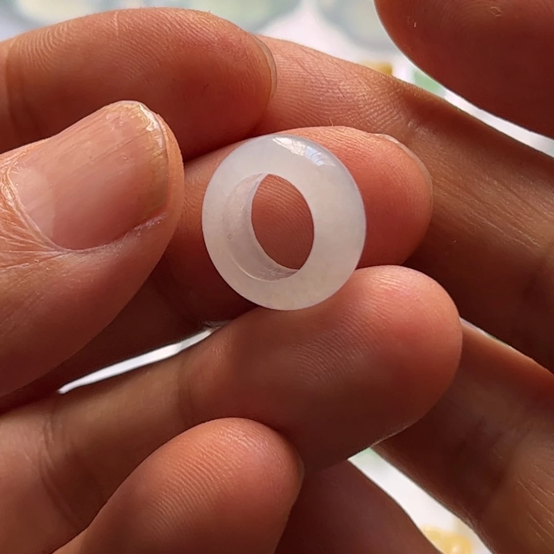 翡翠未镶嵌颈饰环