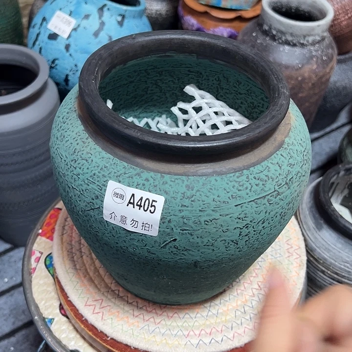 做旧绿坛子高20口14带孔微瑕