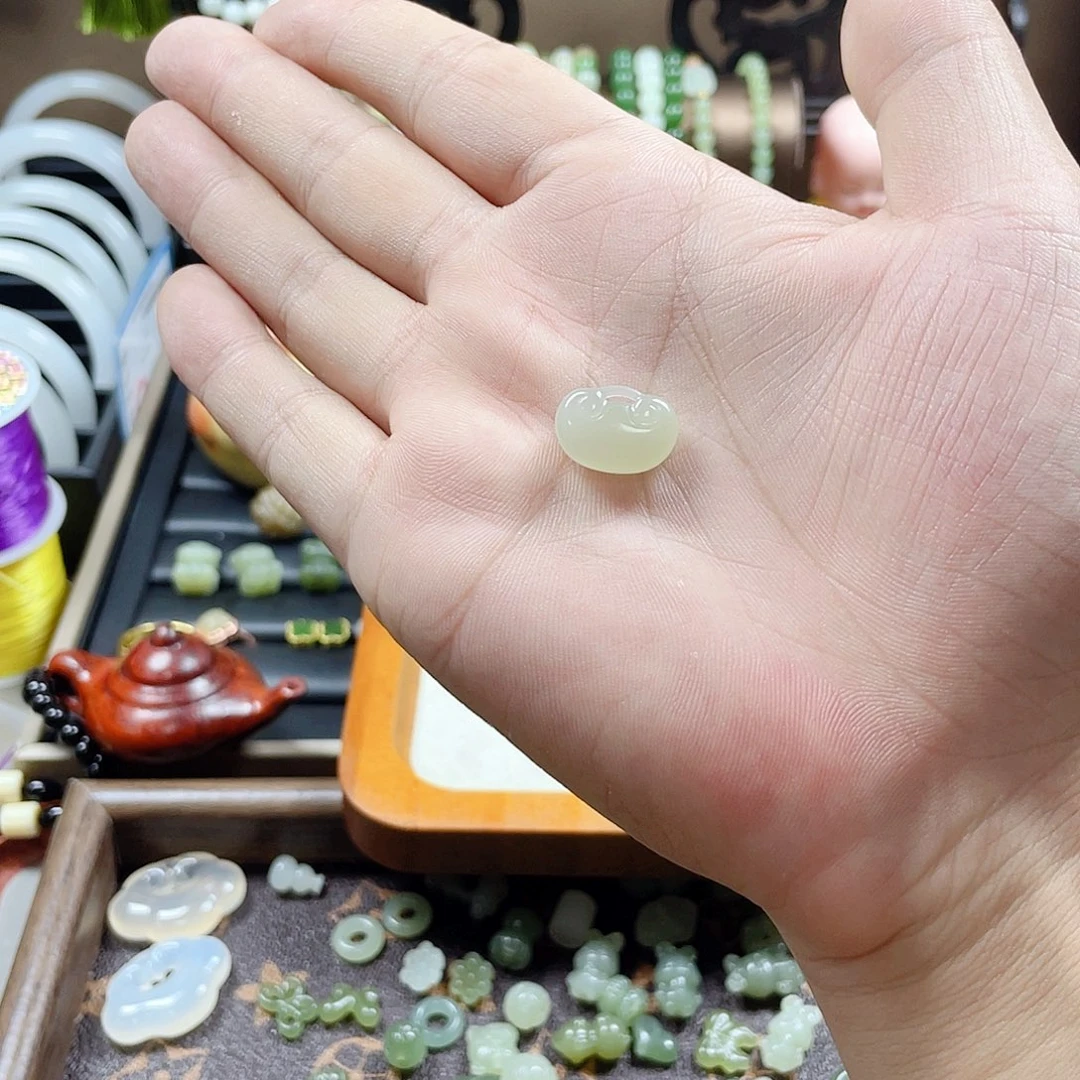 未镶嵌手链和田玉