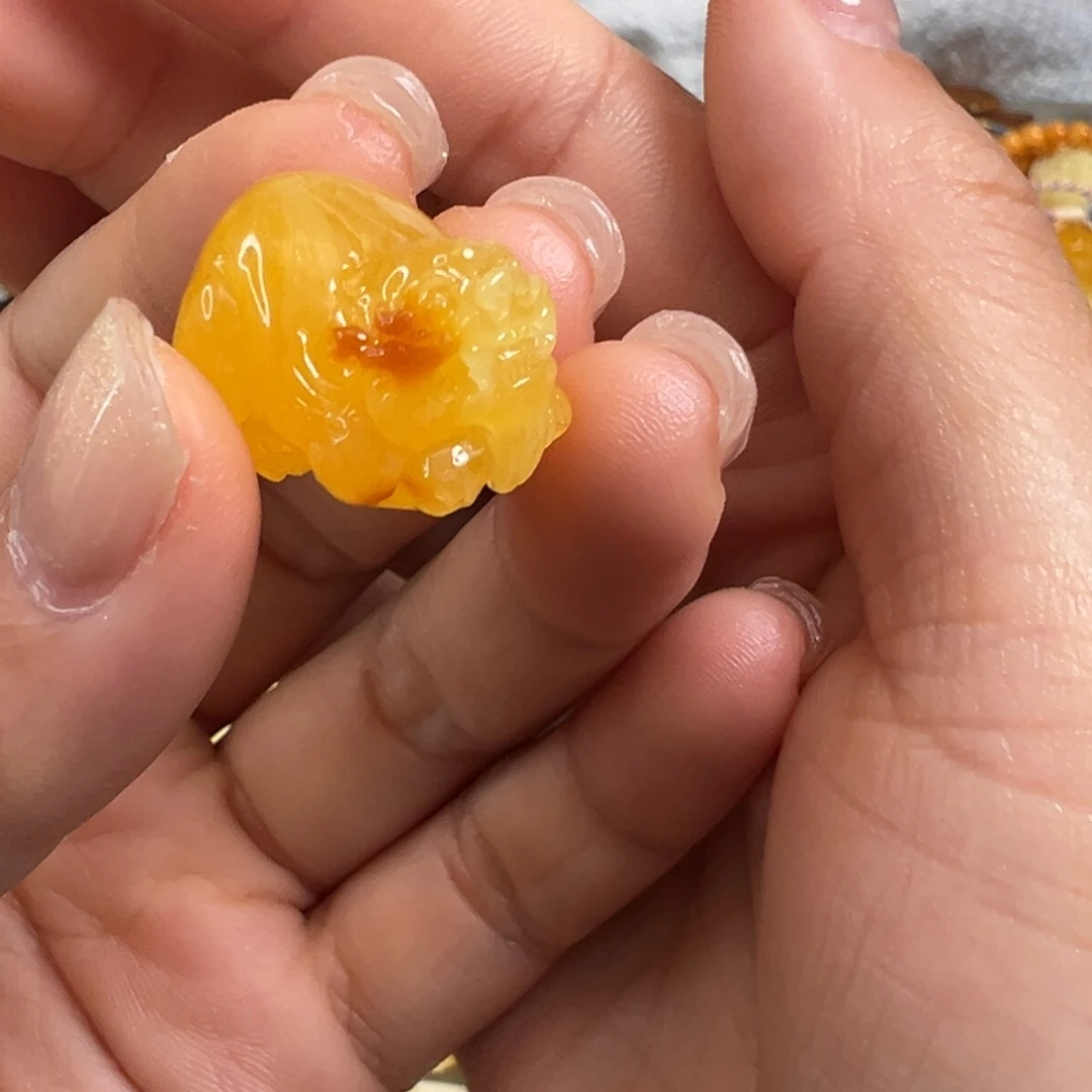 裸石蜜蜡未镶嵌蜜蜡