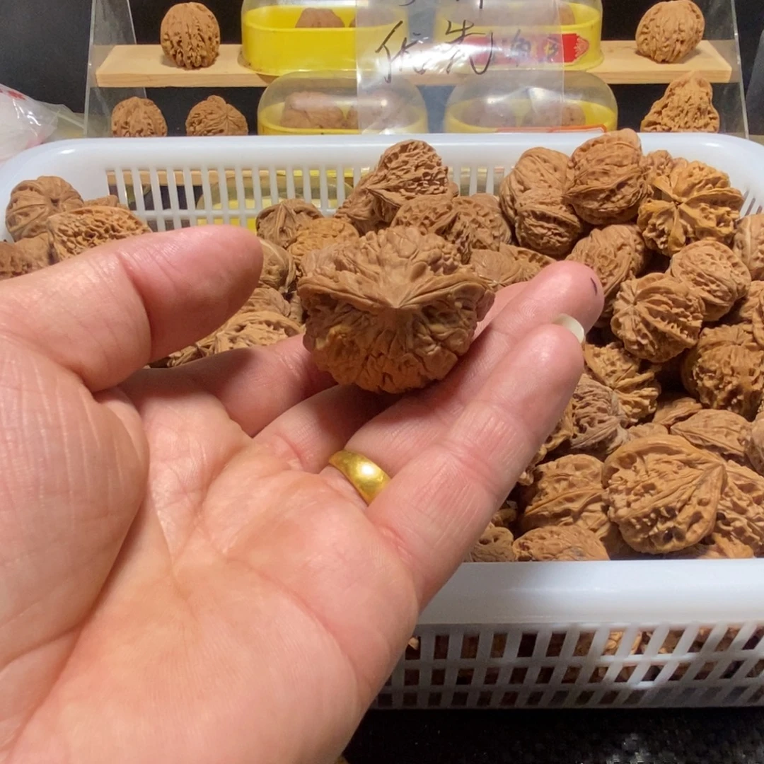 静***朗文玩核桃吊坠核桃异形