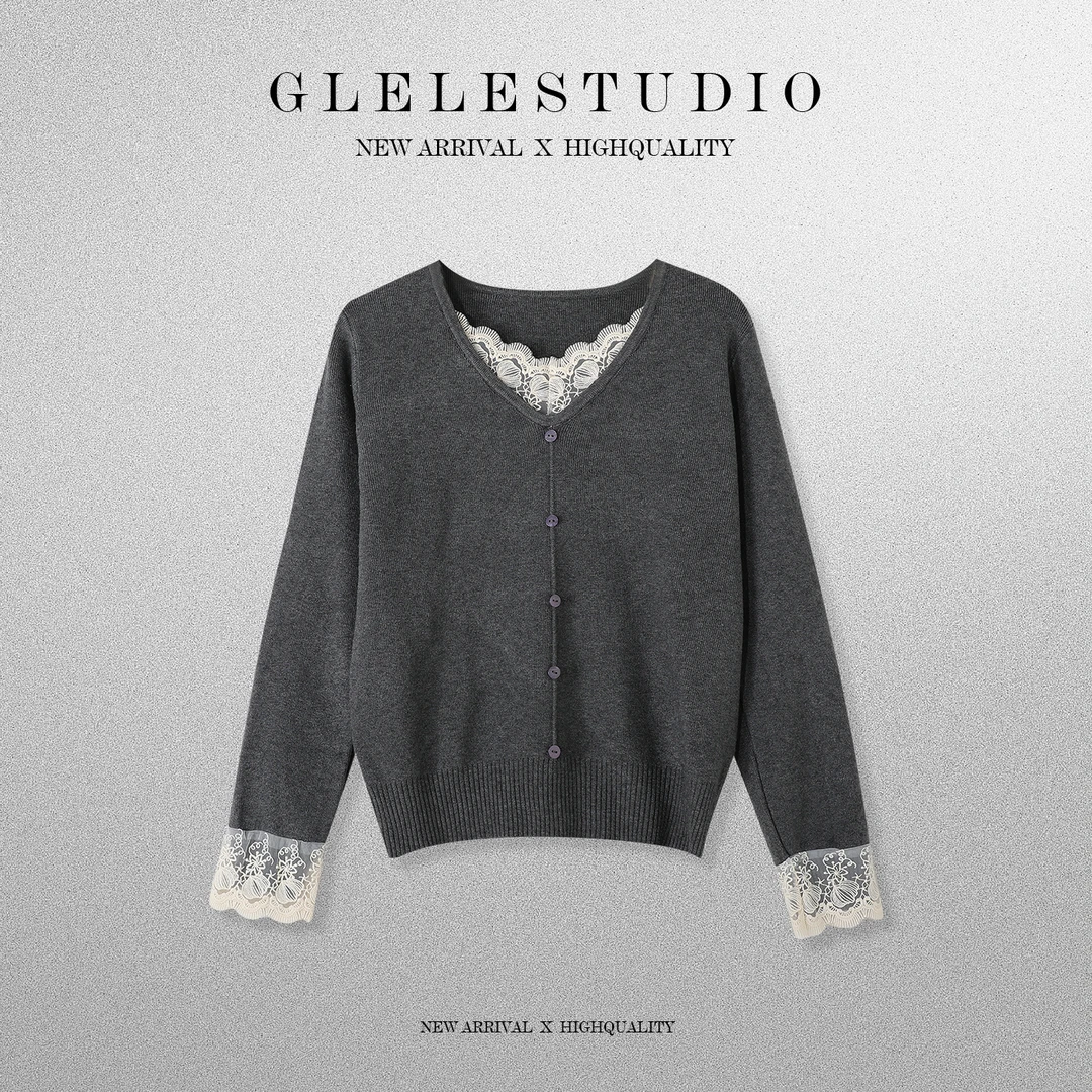 Glele私服「贝蒂蕾丝」chao显白V领纯欲安迪绒蕾丝拼接小衫