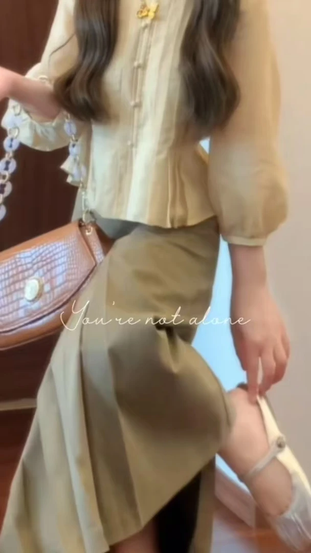 韩系复古小个子显瘦独特衬衫2025年秋季时尚高级感洋气半身裙套装