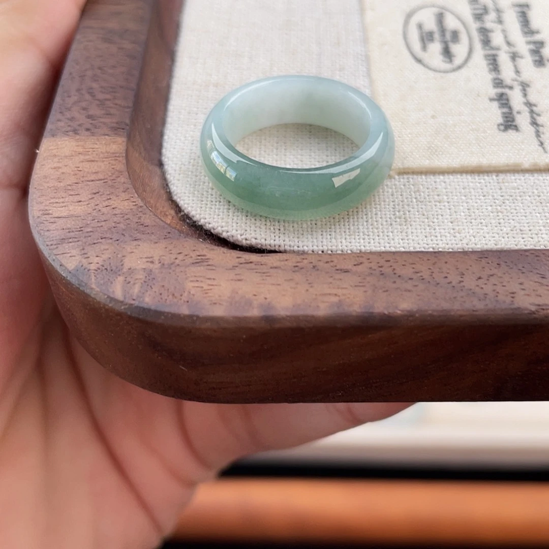 翡翠戒指未镶嵌2号 港码14圈 福利