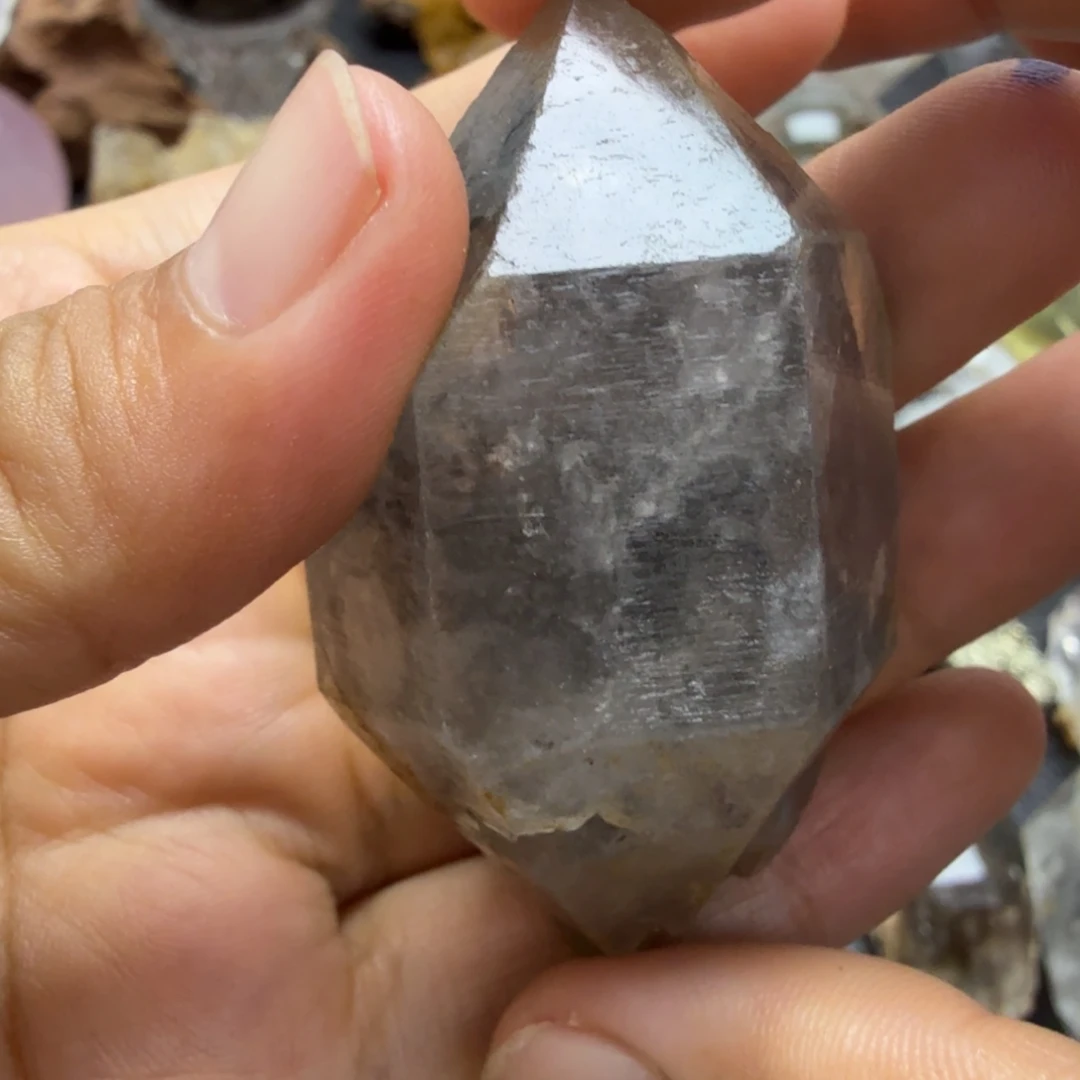 肆***°石材闪灵水晶福利
