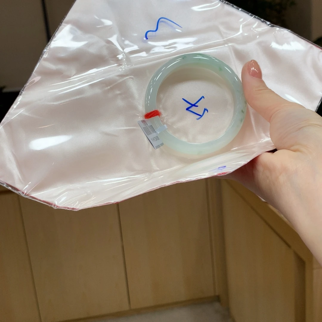 未镶嵌手镯翡翠不退不换