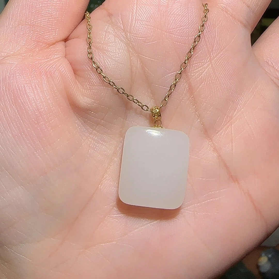 颈饰未镶嵌和田玉