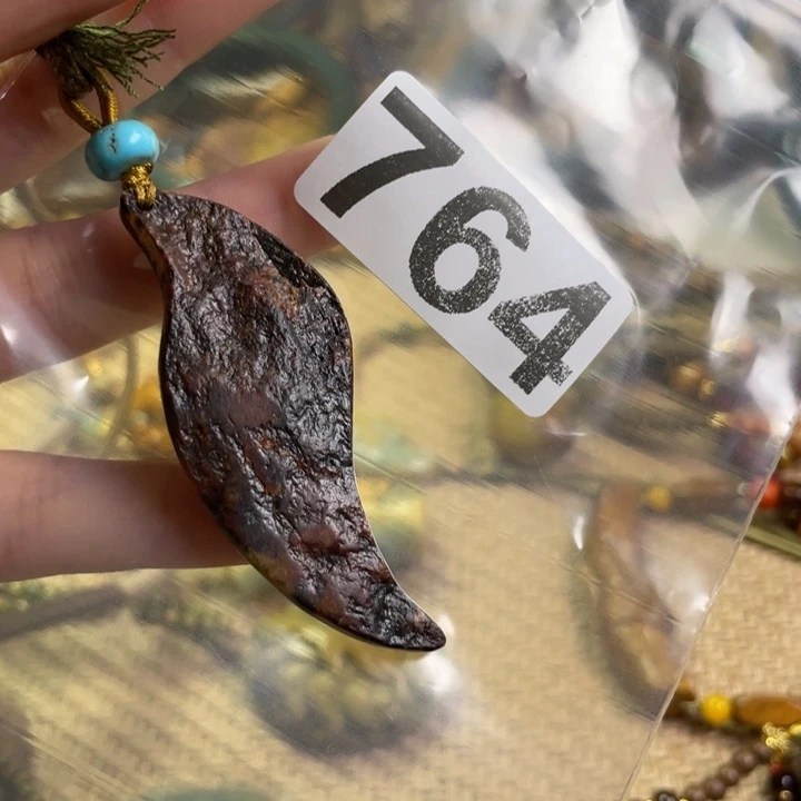 遥***及岫岩河磨玉（透闪石质玉）未镶嵌把件