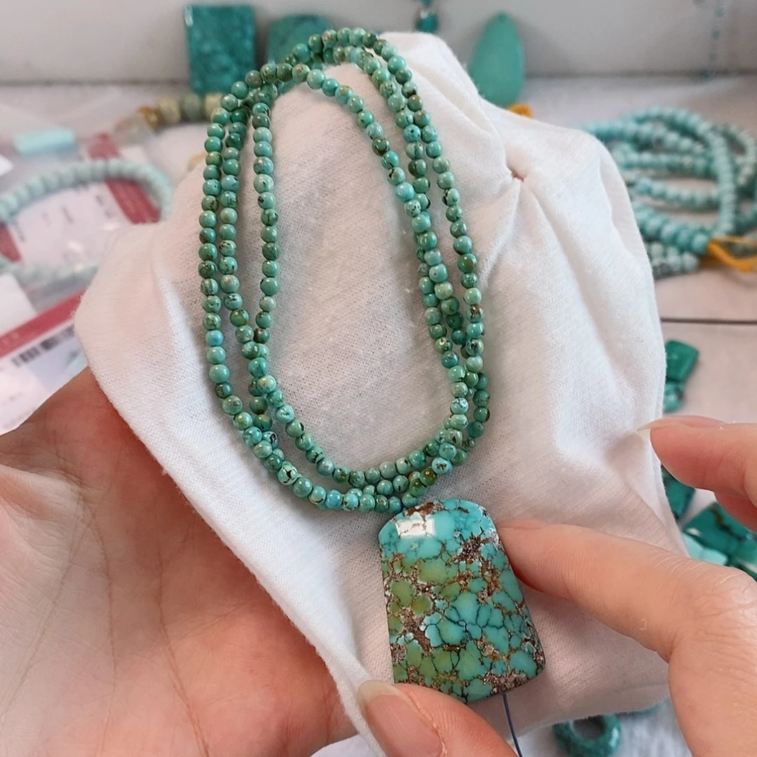 未镶嵌绿松石珠宝奇石