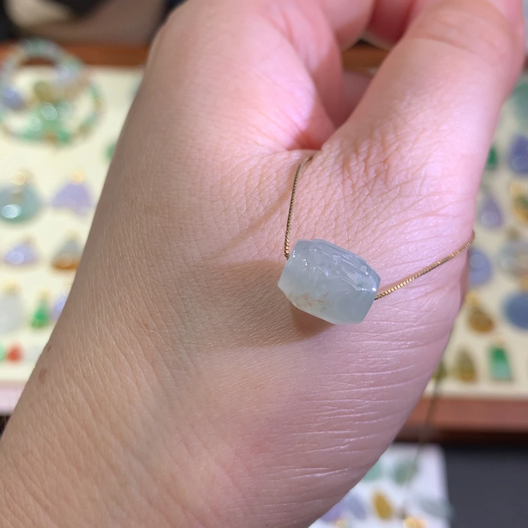 翡翠未镶嵌颈饰翡翠吊坠的未镶嵌