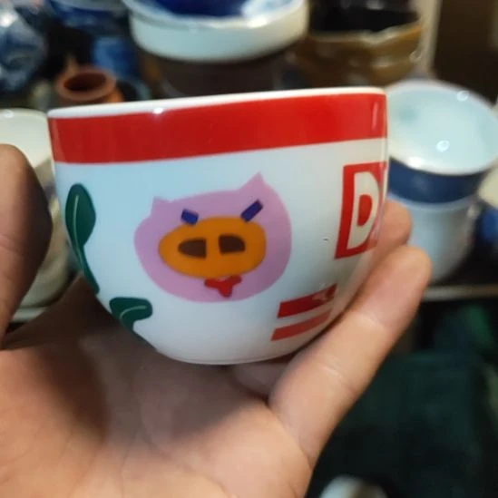 碗严**妈瓷器活动的人吗你