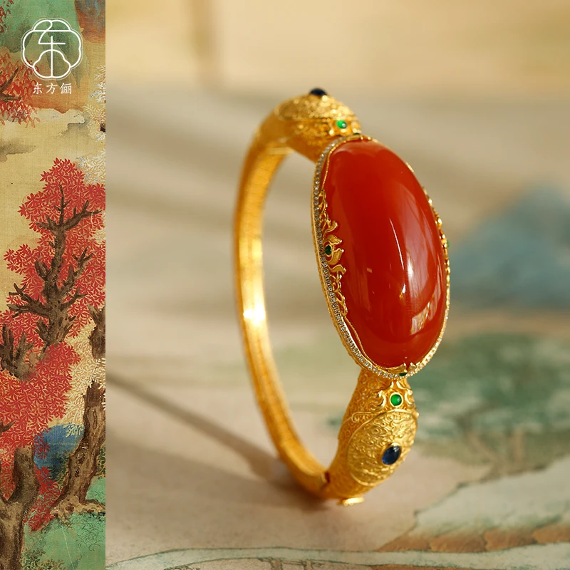 东方俪DOFUNLY【朝珠华】天然满色南红蛋面18K金设计款手镯NHSZ雅韵