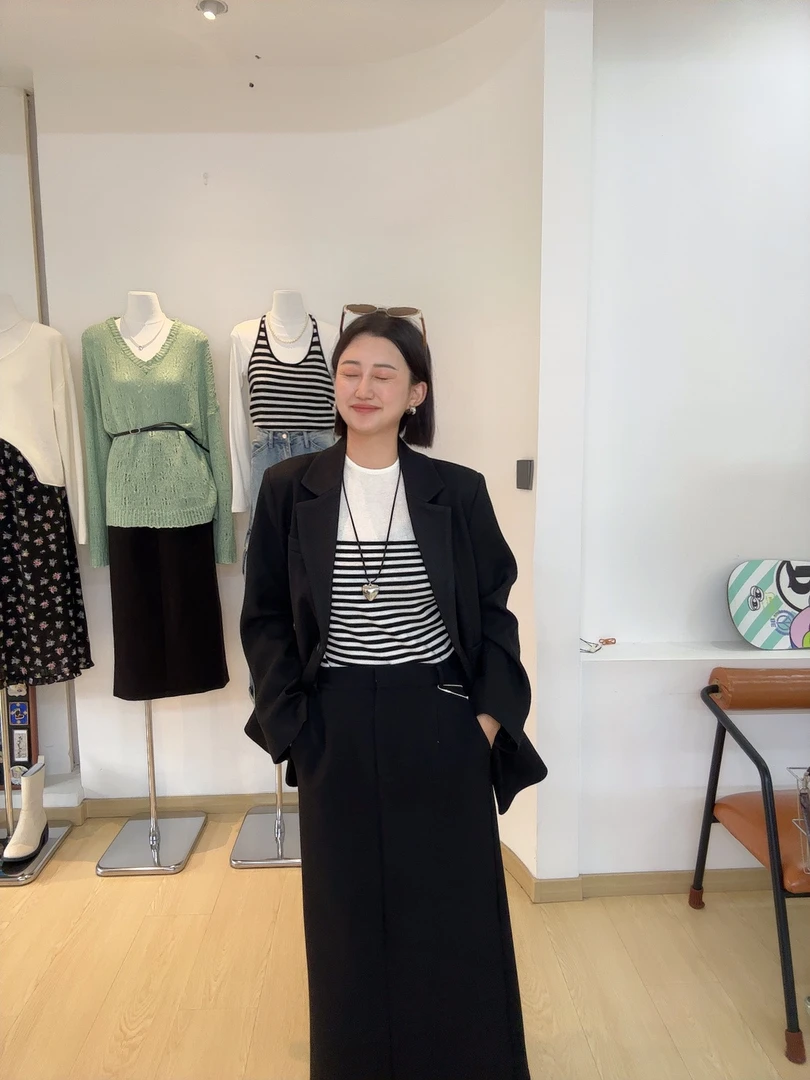 【NO退换】加厚短款西服外套