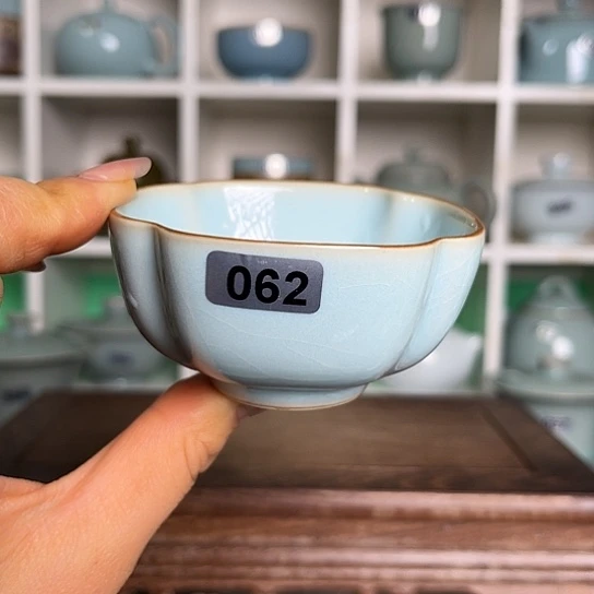 杯062原矿天青釉方形杯