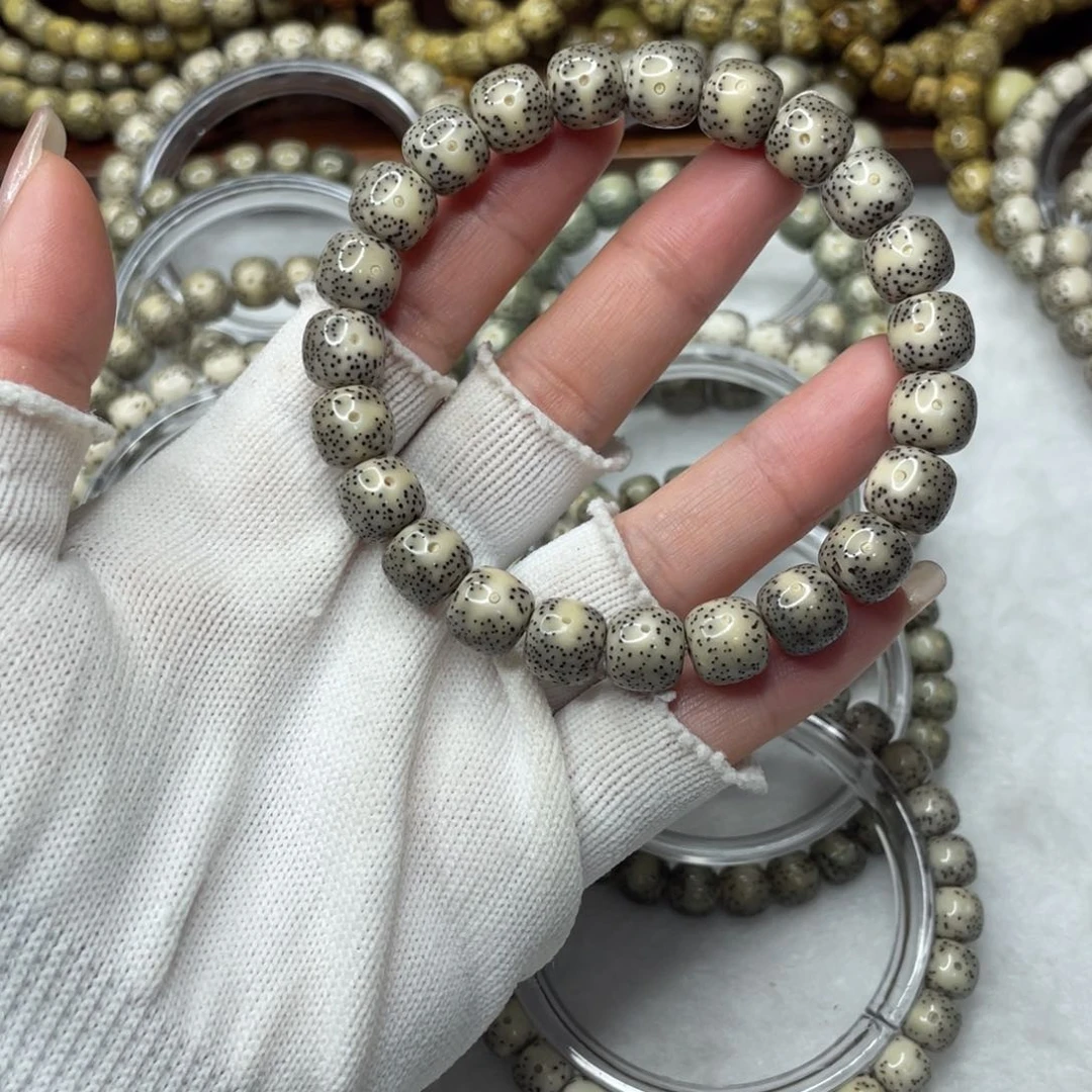 手串星月菩提10×9 黑冰H30