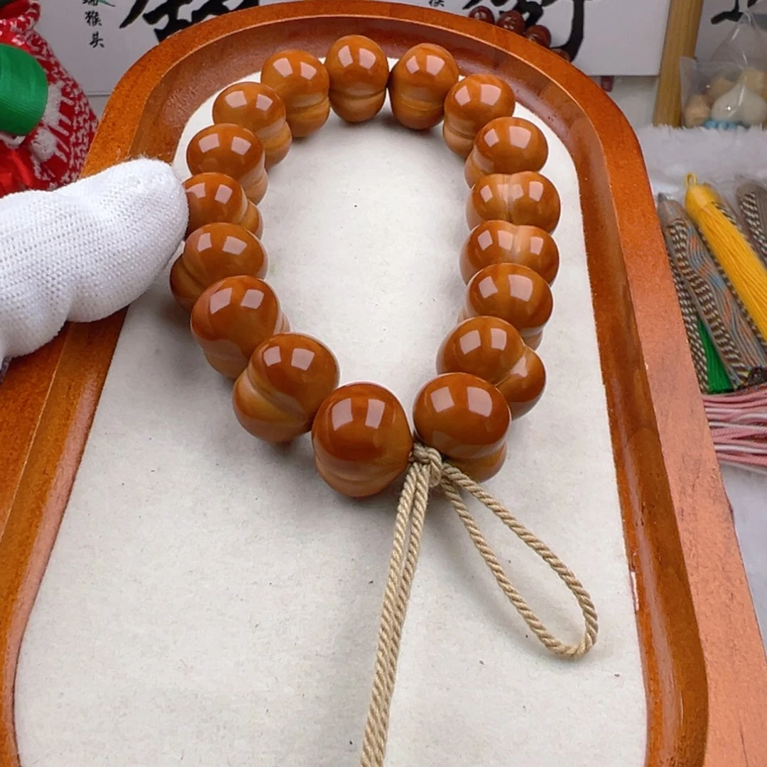 你***あ猴头核桃吊坠大屁桃