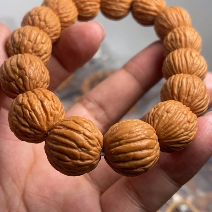 猴头核桃吊坠今天