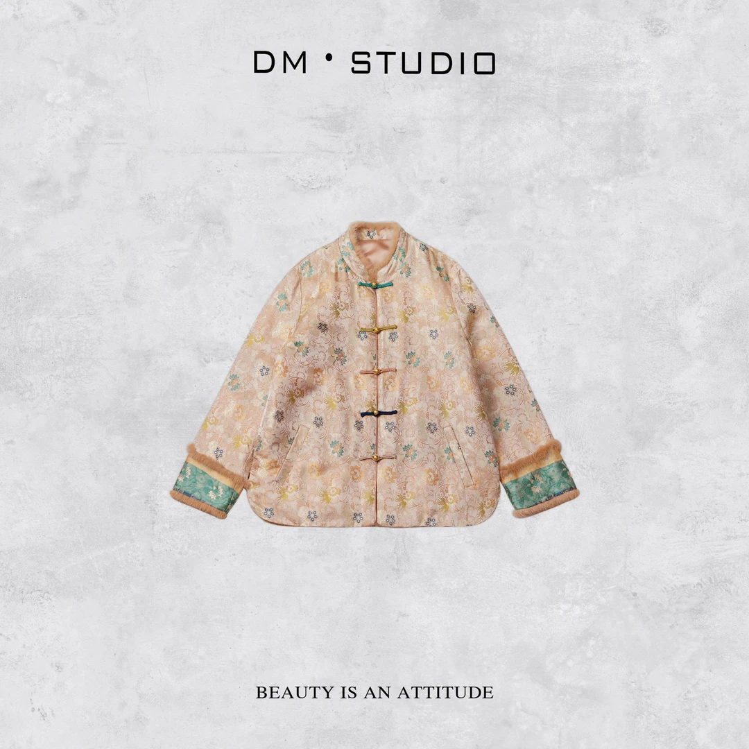 DEDM-DM•STUDIO/新中式静奢风高级感提花雪貂毛边宋锦外套（31712）
