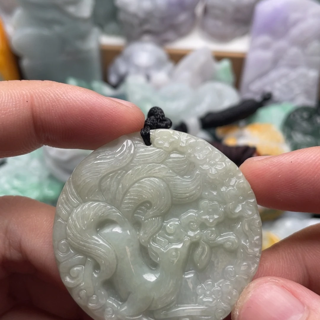 翡翠未镶嵌吊坠(不含链)