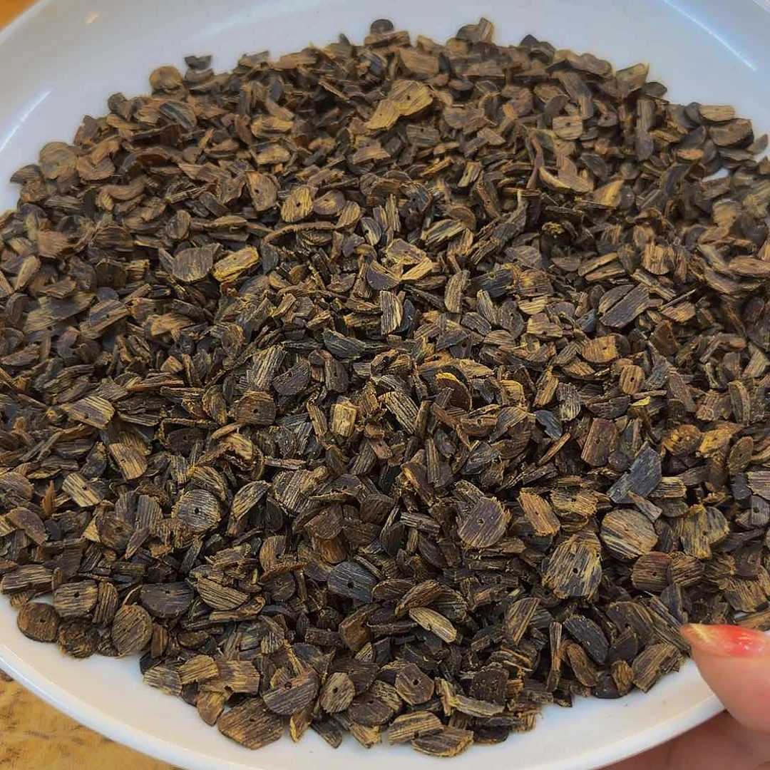 沉香精油沉香山高端沉水碎珠子50克